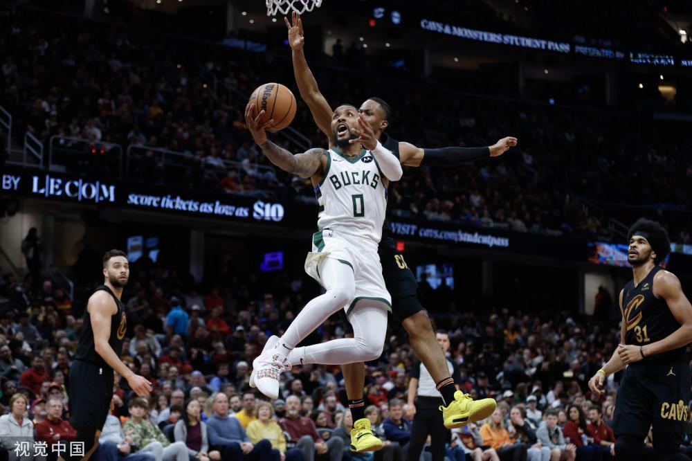 持球队的 持球队的